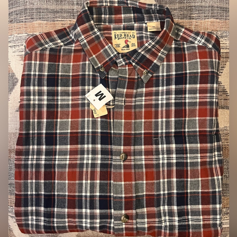 Redhead Long Sleeve Button Up Size M